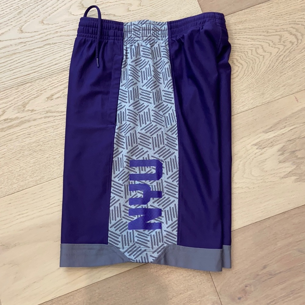 Under armour youth NYU shorts - perfect condition